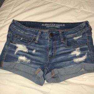 american eagle stretchy ripped jean shorts